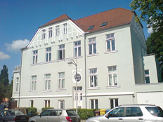 Komplettsanierung einer
denkmalgeschützten Fassade